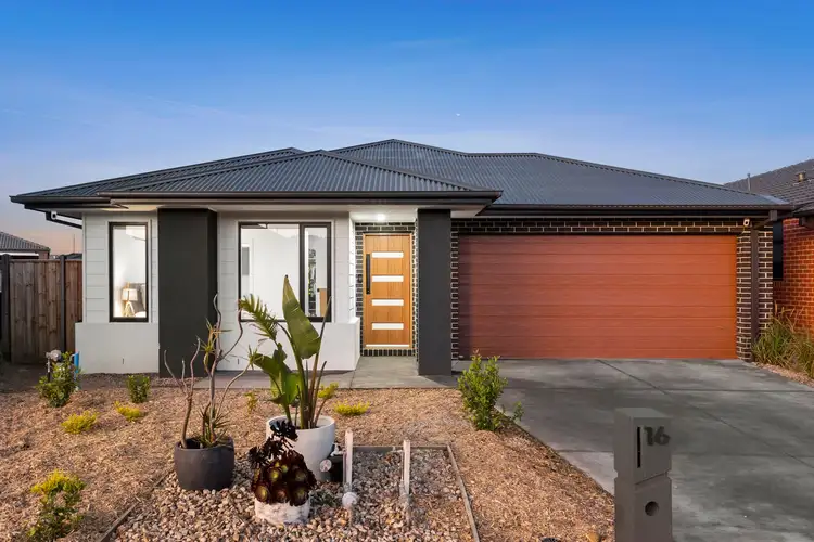 16 Dogwood Street, Mount Duneed VIC 3217