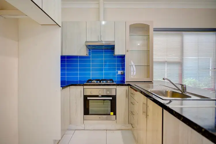19a Robertson Street