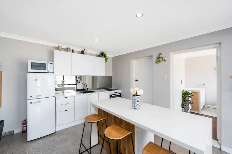 Sixth view of Homely semi-detached listing, 24B Janet Road, Safety Bay WA 6169