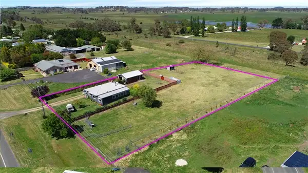 278 Falconer Street, South Guyra NSW 2365