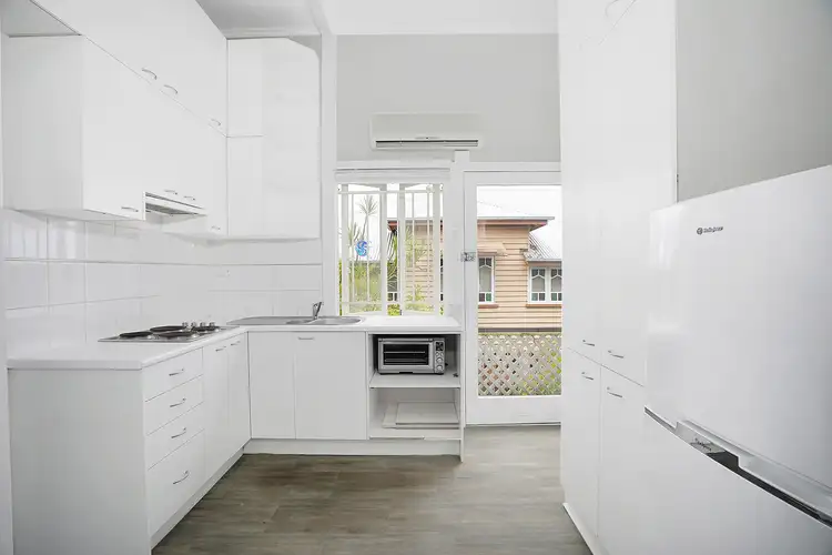 Second view of Homely unit listing, 7/9 Lockhart Street, Woolloongabba QLD 4102
