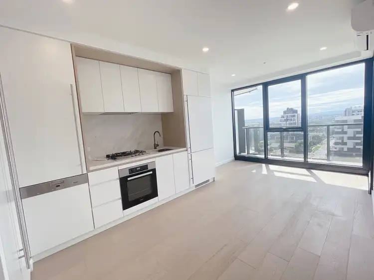 826 WHITEHORSE ROAD