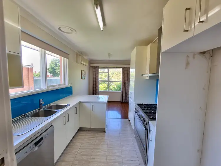 Fourth view of Homely house listing, 2 Brentwood Close, Clayton South VIC 3169