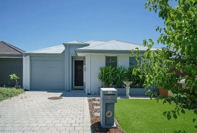18 Relic Boulevard, Aveley WA 6069