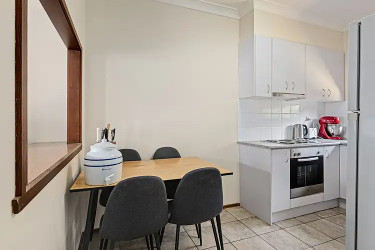 Sixth view of Homely block of units listing, 211 Lawrence Street, Wodonga VIC 3690