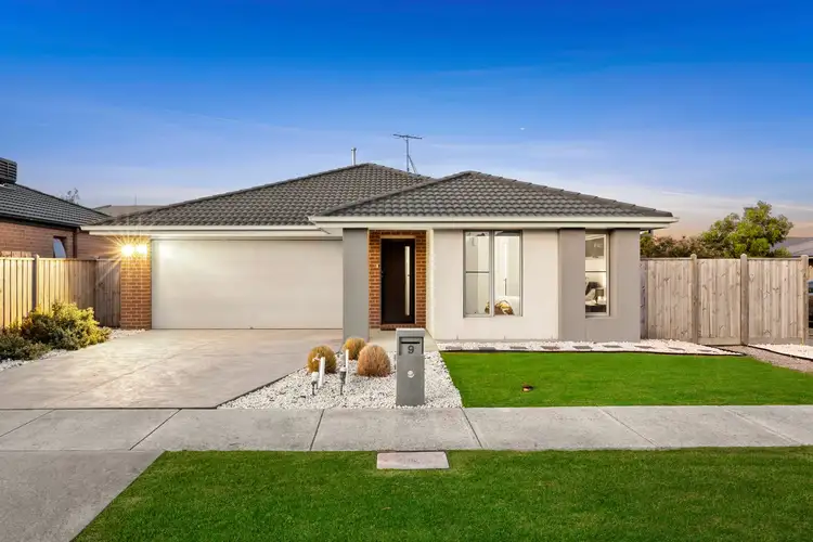 9 Winterfell Road, Charlemont VIC 3217