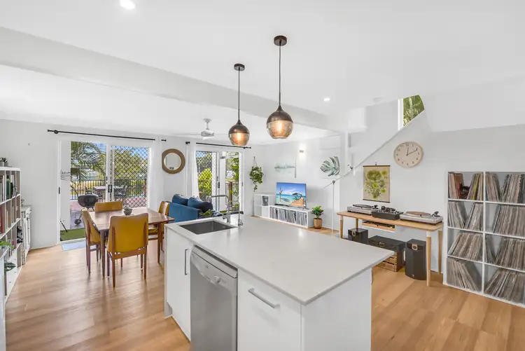 129/215 Cottesloe Drive, Mermaid Waters QLD 4218