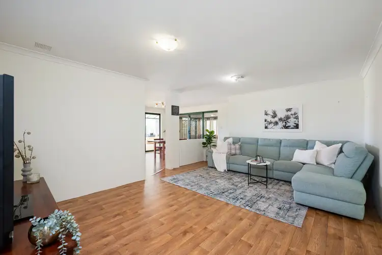 11 Woodcroft Place, Mount Richon WA 6112