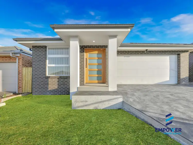 44 Dowie Drive, Claymore NSW 2559