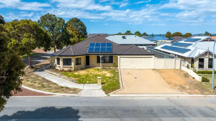 30 Thorold Avenue, Ellenbrook WA 6069
