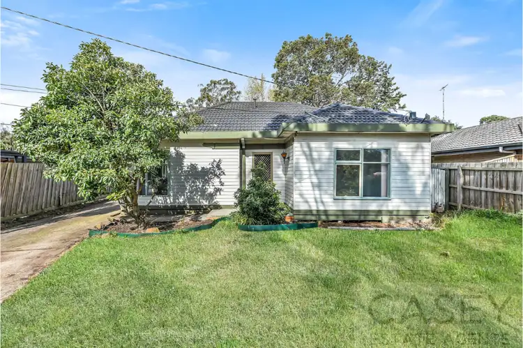 Main view of Homely house listing, 8 Glazebury Court, Langwarrin VIC 3910