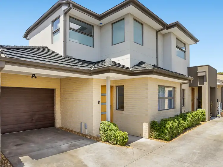 2/15 Coleus Street