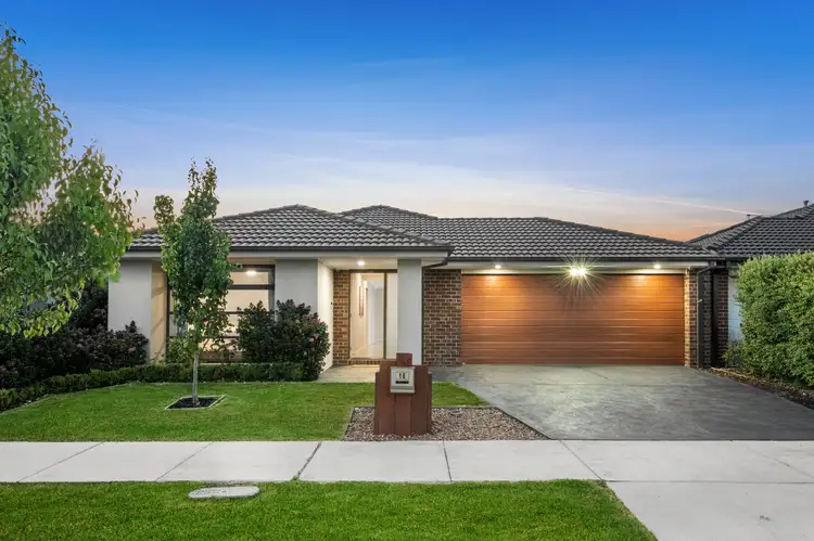 16 Simpson Circuit, Armstrong Creek VIC 3217