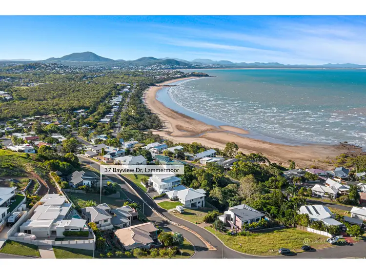 37 Bayview Drive, Lammermoor QLD 4703