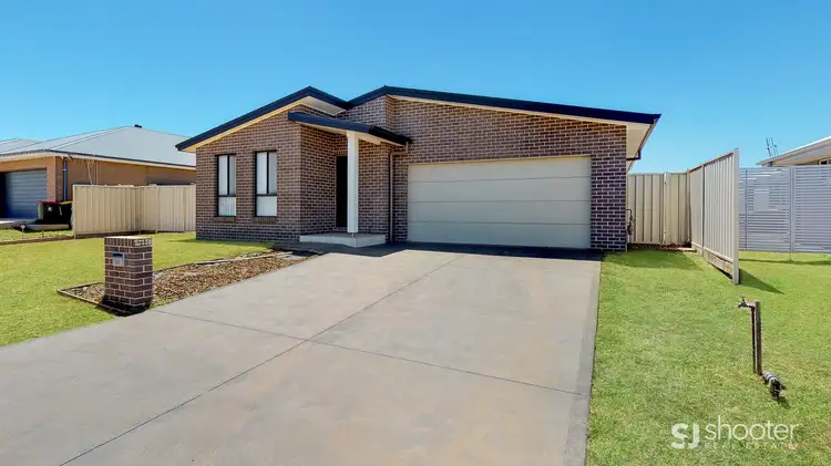 13 Mortlock Avenue, Dubbo NSW 2830