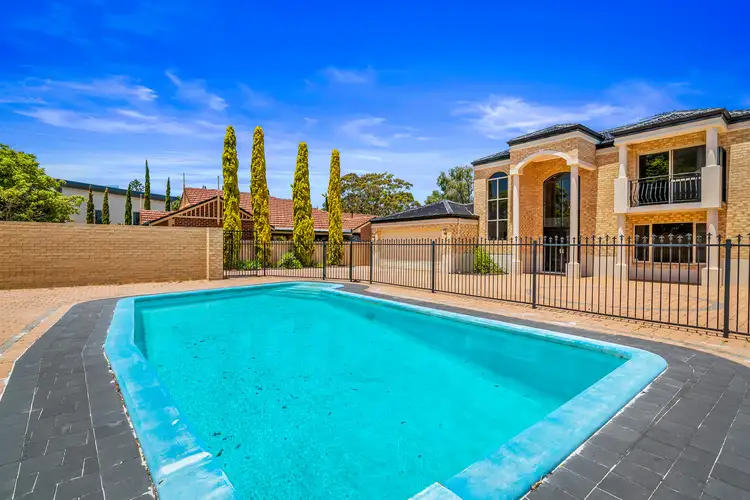 114 Waratah Avenue