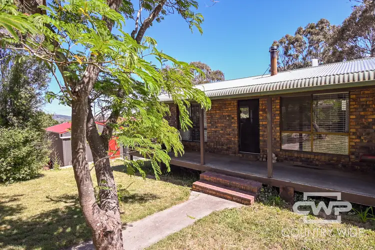 2 Robinson Avenue, Glen Innes NSW 2370