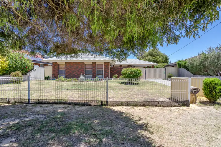 48 Tollington Park Road, Kelmscott WA 6111