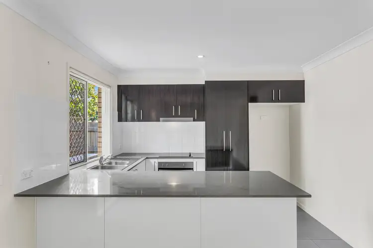 Fifth view of Homely townhouse listing, 3/15 Grandly Street, Doolandella QLD 4077
