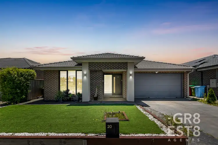 20 Riverside Drive, Cranbourne West VIC 3977