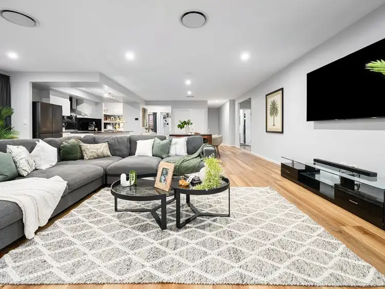 21 Erskine Street, Upper Coomera QLD 4209
