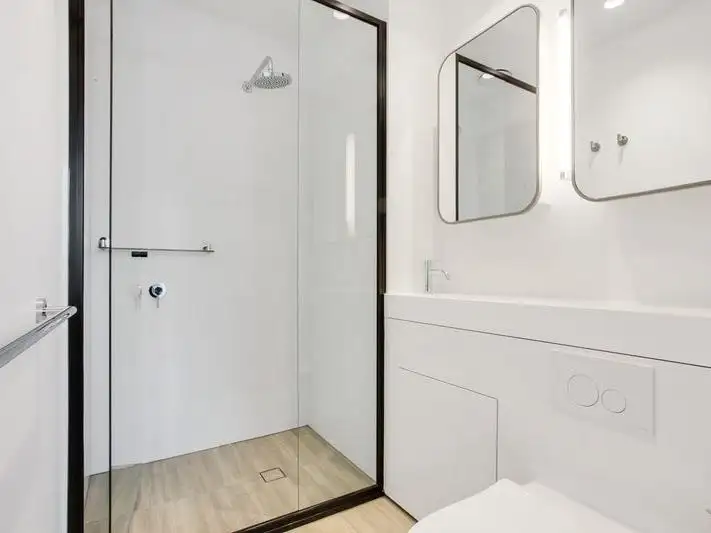 Fifth view of Homely apartment listing, 1605/452 Elizabeth Street, Melbourne VIC 3000