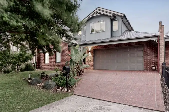 11 Rathmines Place, Highton VIC 3216
