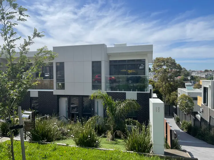 4/18 Austin Crescent, Pascoe Vale VIC 3044
