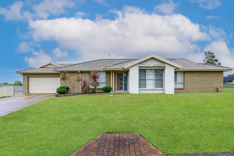 2 Koppie Close, Raworth NSW 2321