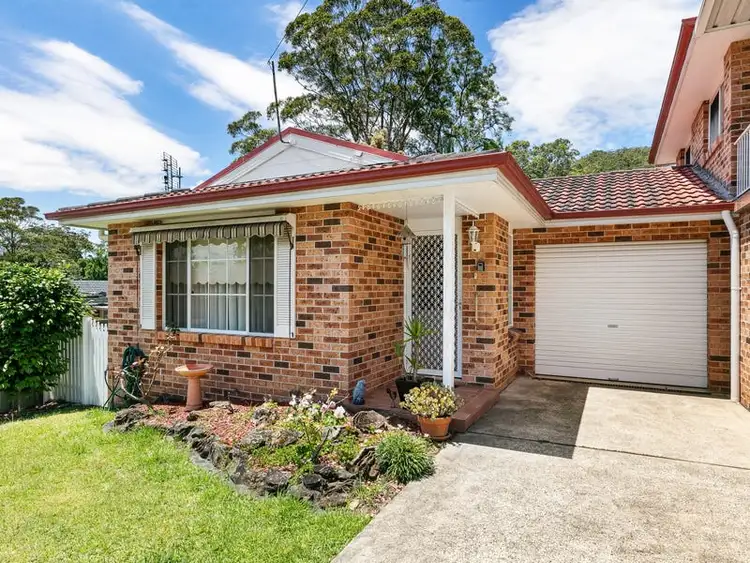 Second view of Homely villa listing, 2/2 Redgrove Street, Green Point NSW 2251