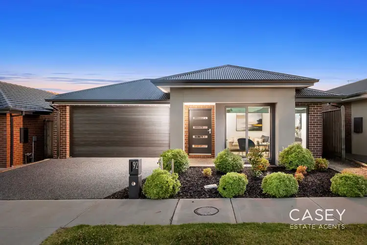 92 Waterman Drive, Clyde VIC 3978