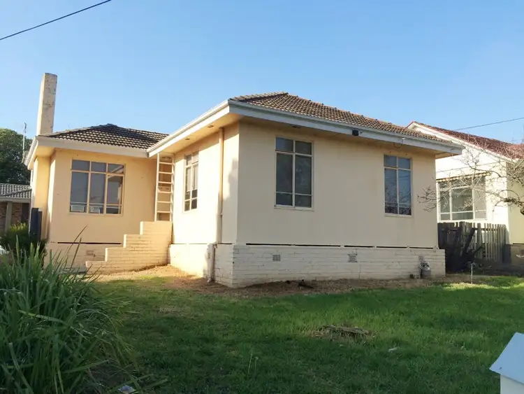 1/4 Margot Street