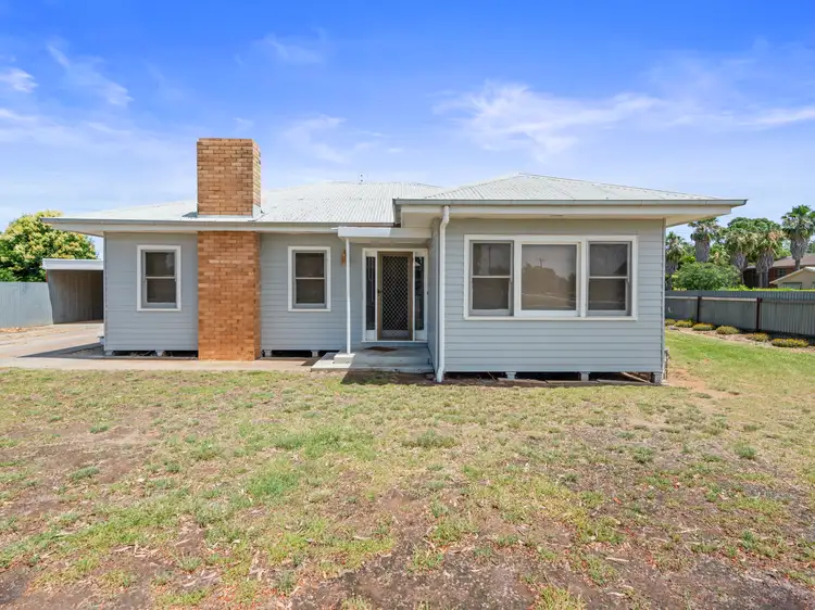 16 McNamara Street, Finley NSW 2713