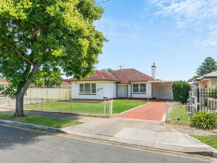 46 Robert Avenue