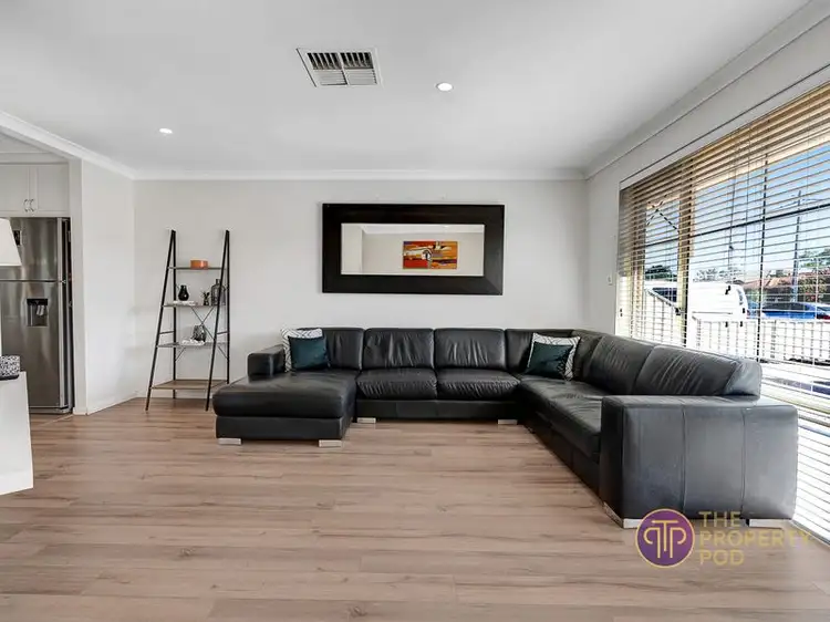 16 Schaffers Place, Thornlie WA 6108