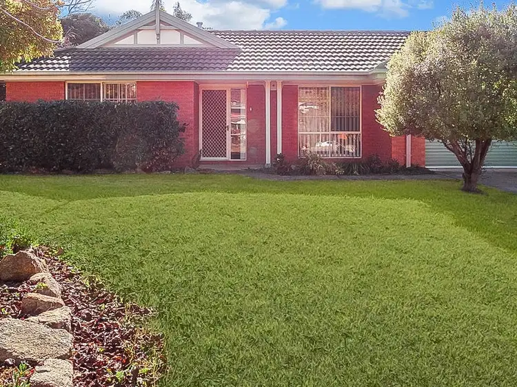 Main view of Homely house listing, 4 Berkeley Close, Wodonga VIC 3690