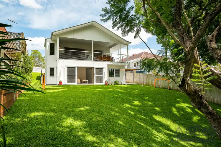 116 Market Street South, Indooroopilly QLD 4068