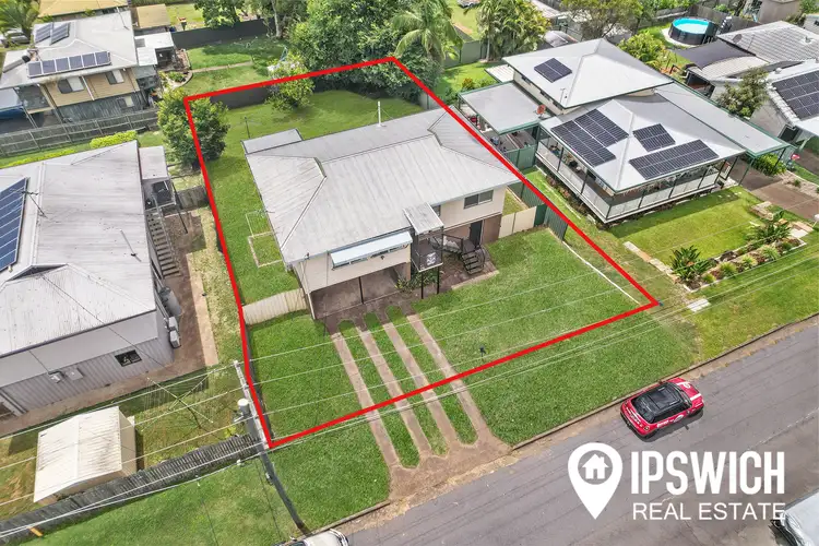 4 Bryant Court, Silkstone QLD 4304