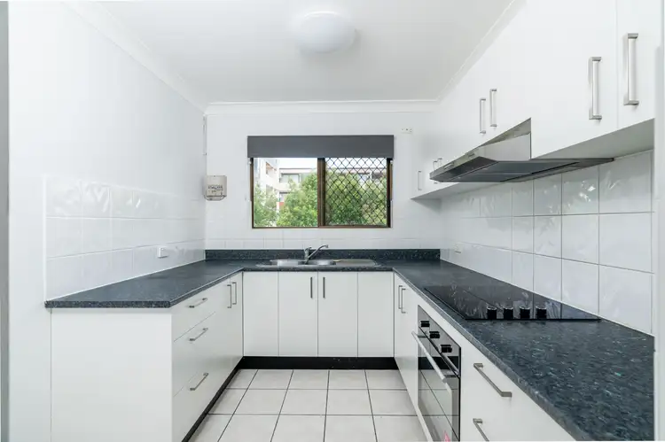 6/19 Blackwood Road, Logan Central QLD 4114