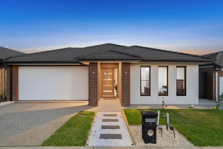 11 Chamberlain Drive, Armstrong Creek VIC 3217