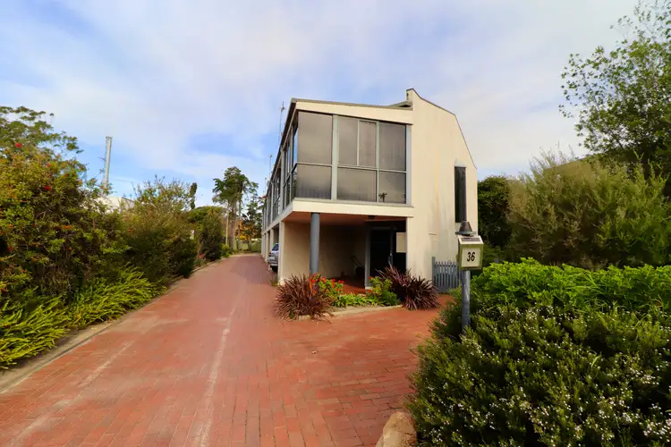 1/36 Maurice Avenue, Mallacoota VIC 3892