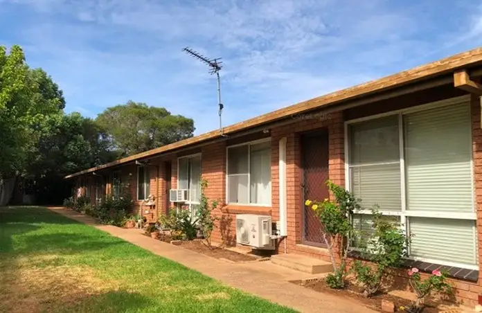Main view of Homely unit listing, 2/43 Quinn Street, Dubbo NSW 2830