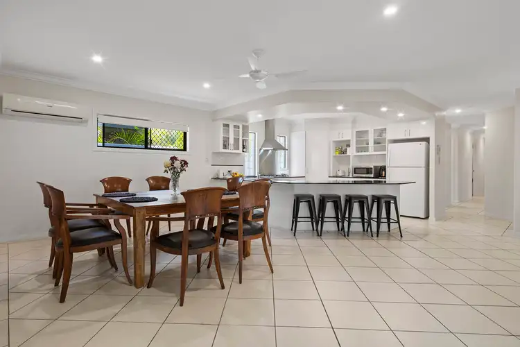 Fourth view of Homely house listing, 8 Blackfen Court, Arundel QLD 4214