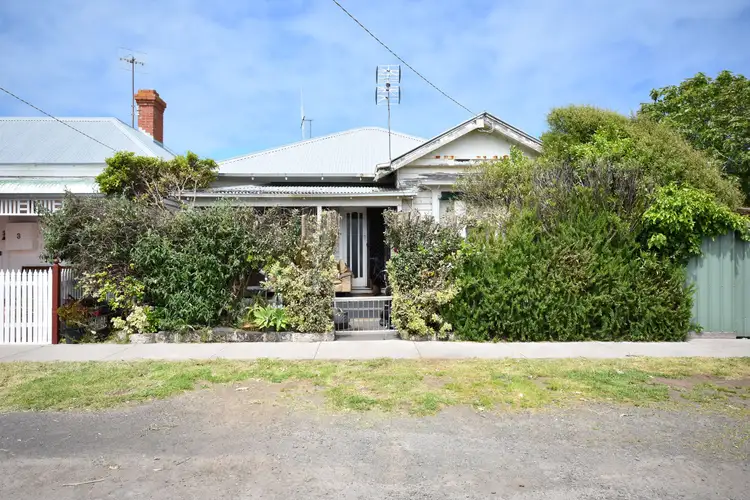 1 BARCLAY STREET, Port Fairy VIC 3284