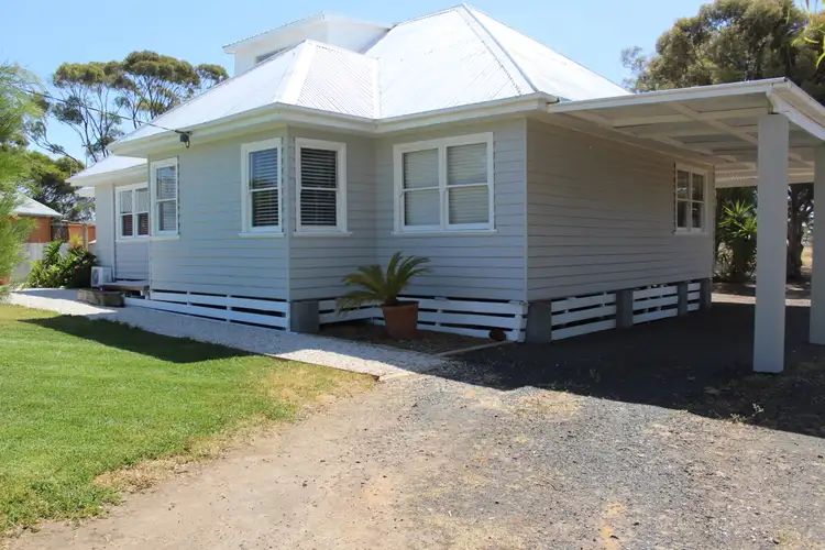Fifth view of Homely house listing, 33 Paterson Street, Kaniva VIC 3419