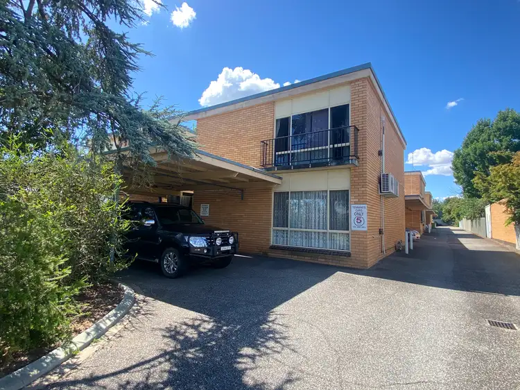 Main view of Homely townhouse listing, 1/562 Union Road, Lavington NSW 2641