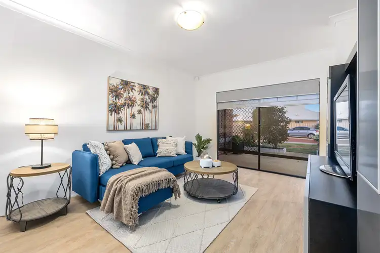 Sixth view of Homely house listing, 2 Anchorage Loop, Canning Vale WA 6155