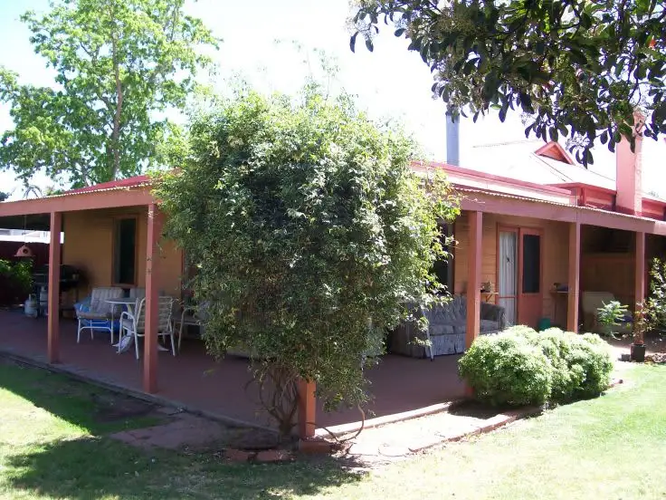 8 Budd Street, Berrigan NSW 2712