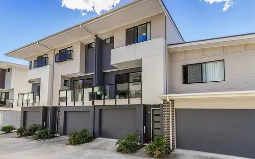 Main view of Homely townhouse listing, 10 Riverview Road, Nerang QLD 4211