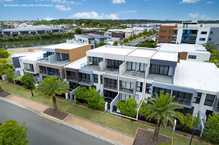 Main view of Homely townhouse listing, 5108 Point Drive, Hope Island QLD 4212